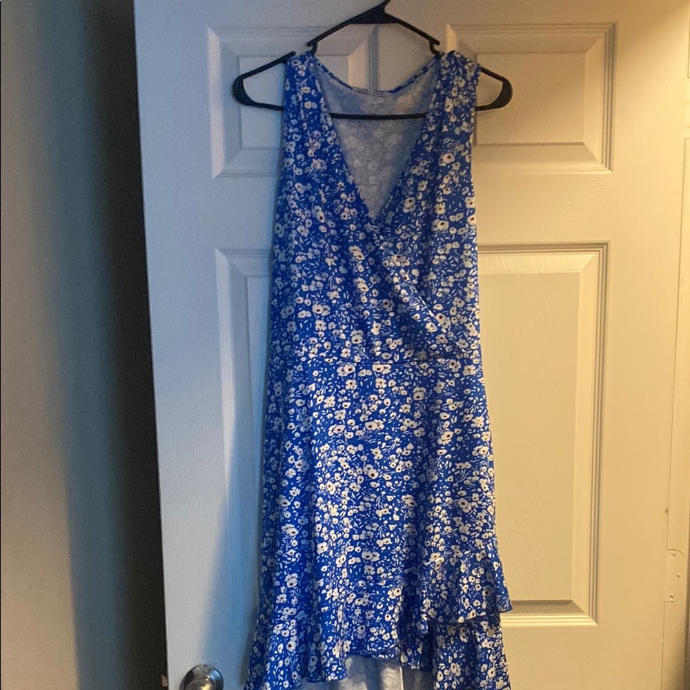 Blue and White High Low Sundress with V-Neck